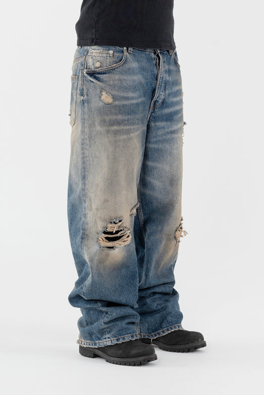 DIRTY JEANS